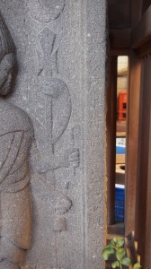 th_PC140357